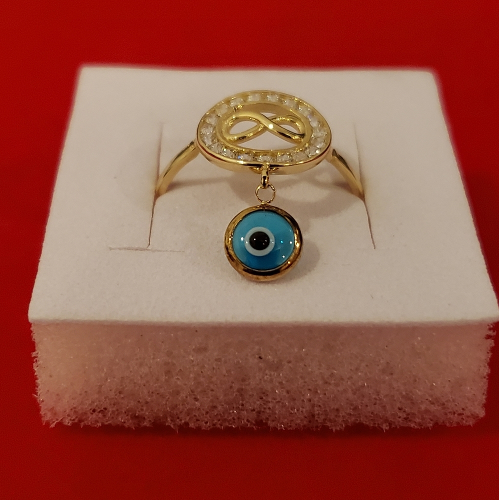 10kt Gold Infinity Design Ring - image 3